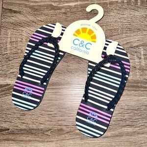 C & C California NWT Youth Girls Sz 12/13 Casual Flip Plops Braided Accent Strip